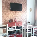 Ameli Rooms